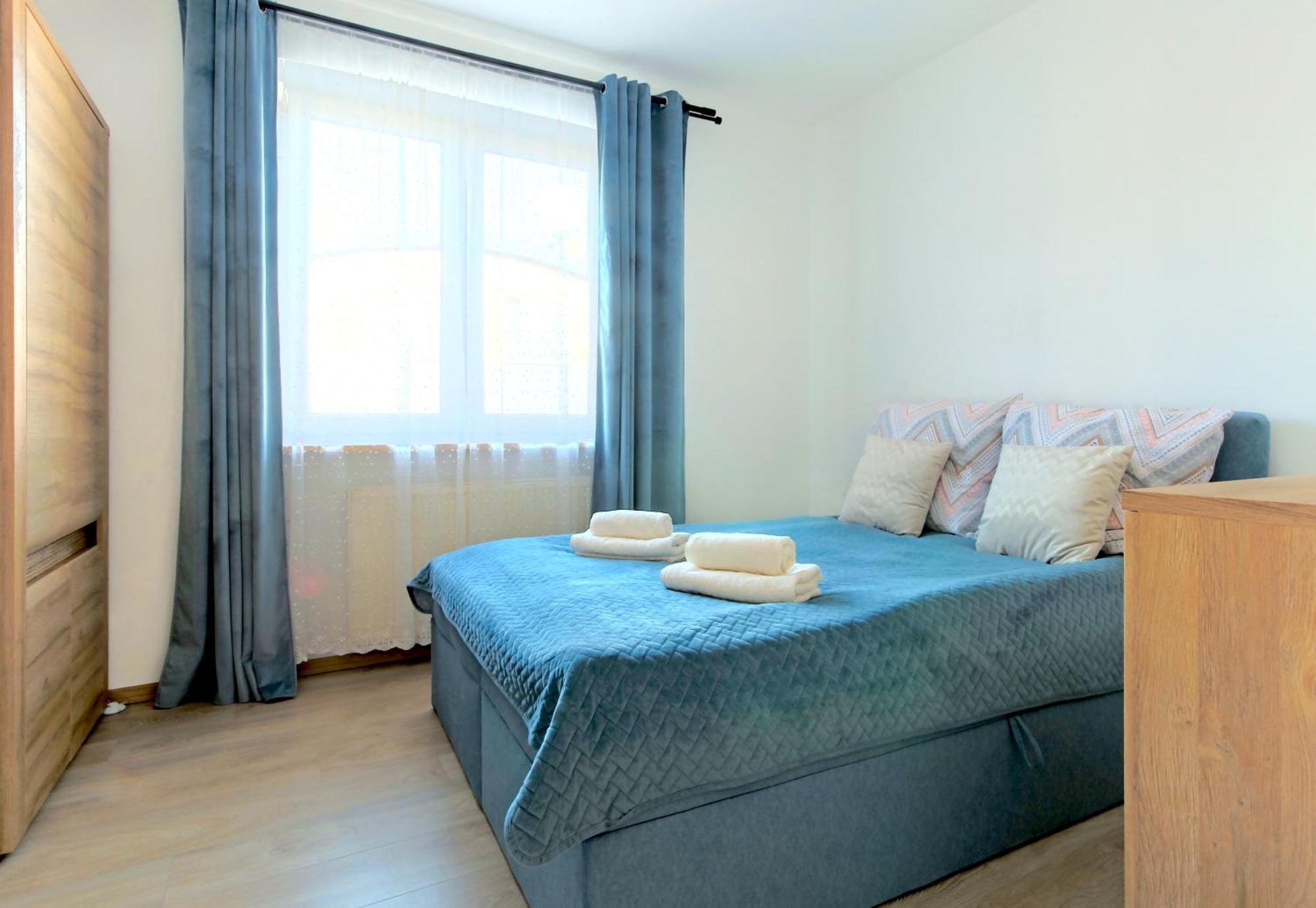 Miriam Apartment Krakow Borkowska - Parking Экстерьер фото